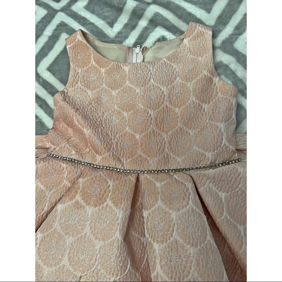Beautiful Rose Gold Formal Toddler Girl Dress! 🌸 - Picture 2 of 2